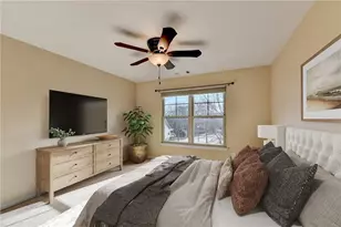 7911 Brass Lantern Dr, Flowery Branch, GA 30542 - Photo 18