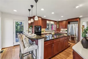 385 Stone Mill Trail, Atlanta, GA 30328 - Photo 14