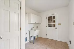 385 Stone Mill Trail, Atlanta, GA 30328 - Photo 16