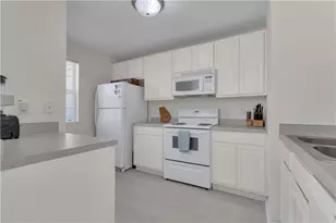 127 Chastain Cir, Newnan, GA 30263 - Photo 10