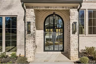 2854 N Thompson Road NE, Brookhaven, GA 30319 - Photo 2