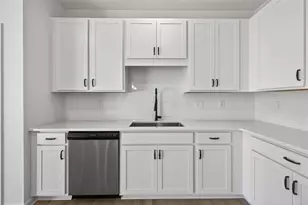 2370 Ravencliff Dr, Austell, GA 30168 - Photo 10