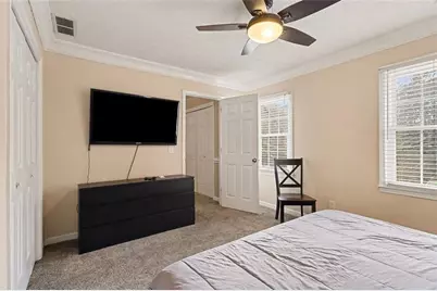 1490 Hickory Lane SW, Lilburn, GA 30047 - Photo 28