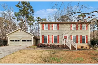 1490 Hickory Lane SW, Lilburn, GA 30047 - Photo 2