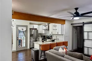 2719 Plantation Dr, East Point, GA 30344 - Photo 8