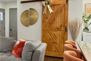 2719 Plantation Dr, East Point, GA 30344 - Photo 4