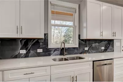 567 M.L.K Jr Dr, Jefferson, GA 30549 - Photo 12