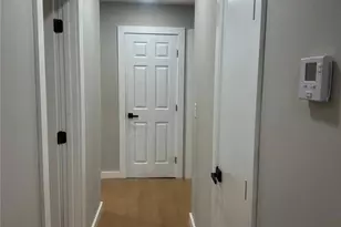 481 Hammond Dr, Atlanta, GA 30328 - Photo 6