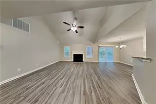 7003 Hampshire Ct, Woodstock, GA 30189 - Photo 2