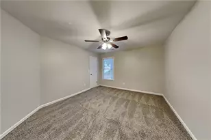 7003 Hampshire Ct, Woodstock, GA 30189 - Photo 12