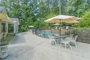530 Saddlebrook Dr, Roswell, GA 30075 - Photo 58