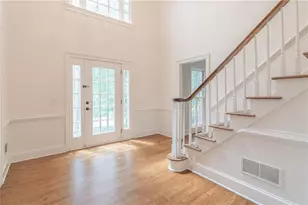 530 Saddlebrook Dr, Roswell, GA 30075 - Photo 10