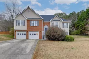 1709 Wyntercreek Ln, Hoschton, GA 30548 - Photo 1