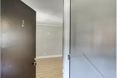 4282 Roswell Road NE #D2, Atlanta, GA 30342 - Photo 6