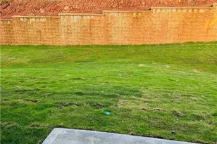 217 Dupont Dr, Cartersville, GA 30121 - Photo 6