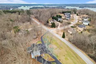 3425 Duckett Mill Rd, Gainesville, GA 30506 - Photo 2