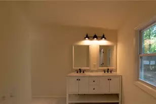 145 Long Dr SW, Marietta, GA 30060 - Photo 16