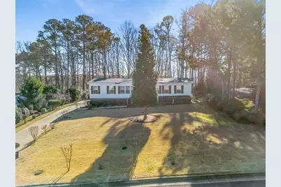 429 Graystone Drive, Winder, GA 30680 - Photo 2