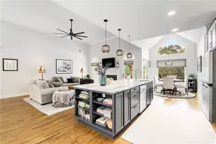 1621 La Fayette Dr, Loganville, GA 30052 - Photo 18