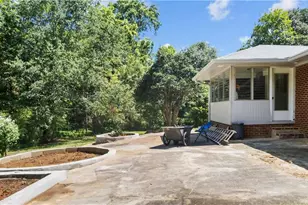 804 Buford Hwy, Sugar Hill, GA 30518 - Photo 6
