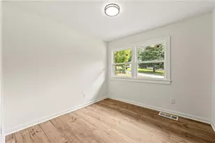 3981 Rutgers Dr SW, Atlanta, GA 30331 - Photo 8