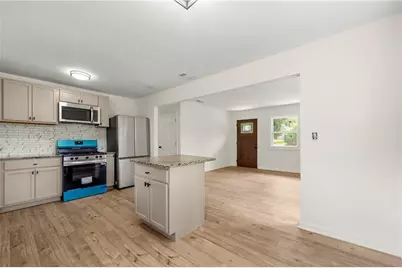 3981 Rutgers Drive SW, Atlanta, GA 30331 - Photo 4