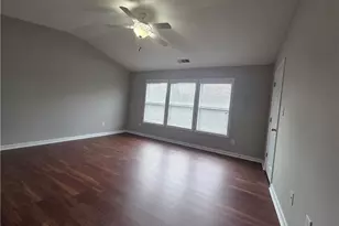 2706 Beynon Ln, Suwanee, GA 30024 - Photo 14