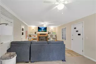 3801 Chatham Dr, Atlanta, GA 30340 - Photo 10