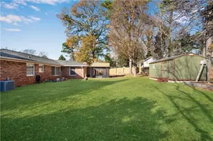 3801 Chatham Dr, Atlanta, GA 30340 - Photo 36