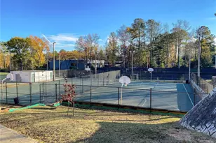 795 Hammond Dr, Atlanta, GA 30328 - Photo 46