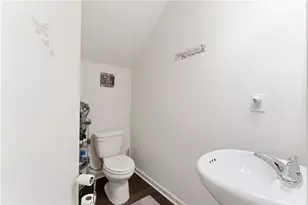 5723 Union Pointe Dr, Union City, GA 30291 - Photo 10