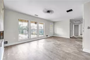 2323 Tilson Cir, Decatur, GA 30032 - Photo 6