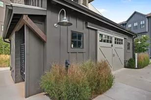 121 Chestnut Cir, Atlanta, GA 30342 - Photo 46