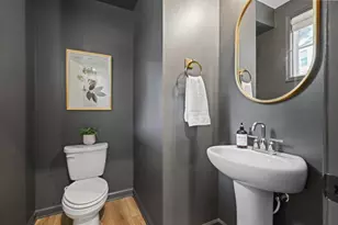 121 Chestnut Cir, Atlanta, GA 30342 - Photo 6