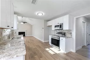 224 Eagle Glen Way, Woodstock, GA 30189 - Photo 8