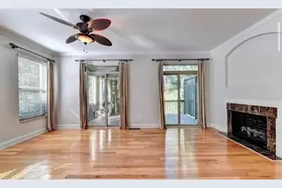 2790 Laurel Valley Trail, Buford, GA 30519 - Photo 10