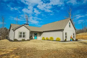 148 Chestnut Trl, Commerce, GA 30529 - Photo 2