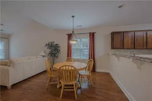 1935 Hickory Station Cir, Snellville, GA 30078 - Photo 12