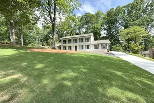 1892 Mercedes Ct NE, Atlanta, GA 30345 - Photo 2