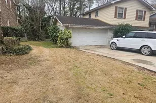 4177 Carrollwood Dr, Stone Mountain, GA 30083 - Photo 2