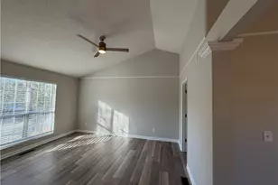 4329 Yellow Rose Dr, Austell, GA 30106 - Photo 14