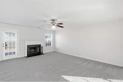 5678 Washakie Point, Ellenwood, GA 30294 - Photo 12