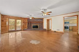 715 Woods Bridge Rd, Commerce, GA 30529 - Photo 6