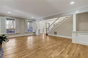 344 Lost Creek Dr NW, Kennesaw, GA 30152 - Photo 8