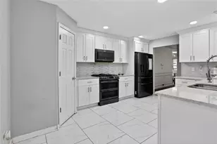 510 Platoro Ct SW, Atlanta, GA 30331 - Photo 6