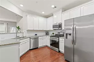 592 Bright St, Marietta, GA 30064 - Photo 10