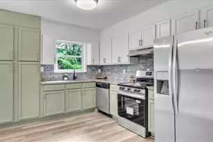 1905 Rollingwood Dr SE, Atlanta, GA 30316 - Photo 2