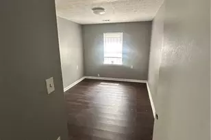 660 Cedar Ave NW, Atlanta, GA 30318 - Photo 12