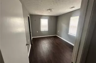 660 Cedar Ave NW, Atlanta, GA 30318 - Photo 14