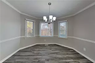 880 Burning Bush Dr, Loganville, GA 30052 - Photo 10